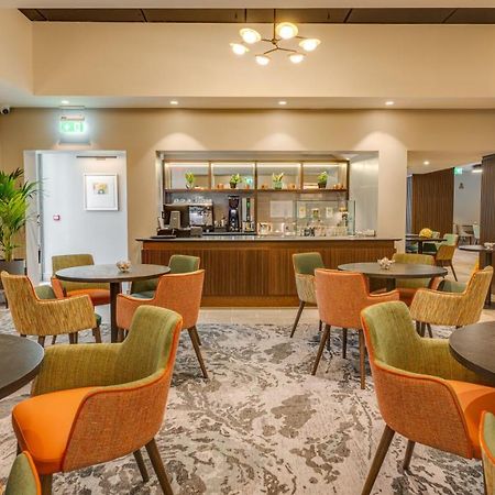 Plaza Hotel Талат Екстериор снимка