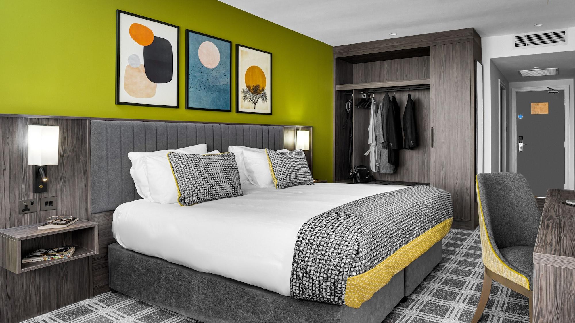 Plaza Hotel Талат Екстериор снимка