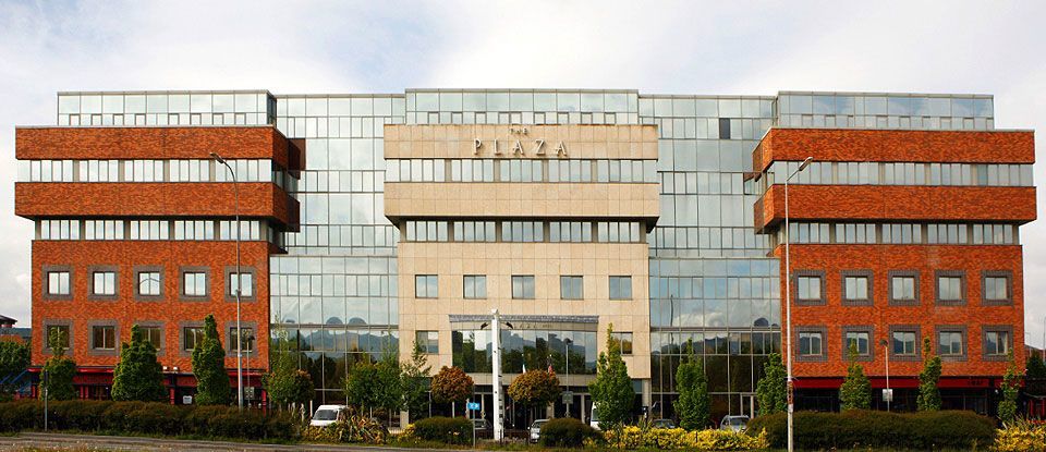 Plaza Hotel Талат Екстериор снимка